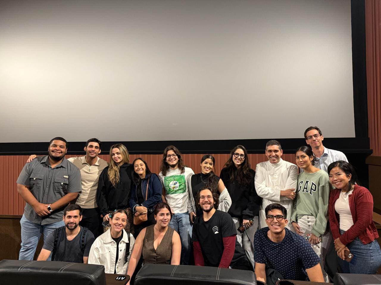 La Plena Plan Cool: Cineforo Hidden War
