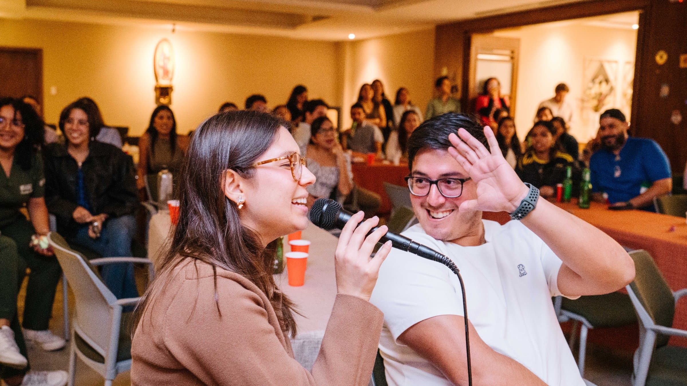 La Plena Plan Cool - Trivia + Karaoke Night!